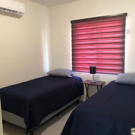 Apartamento Familiar Con Alberca En ปลายาเดลการ์เมน ภายนอก รูปภาพ