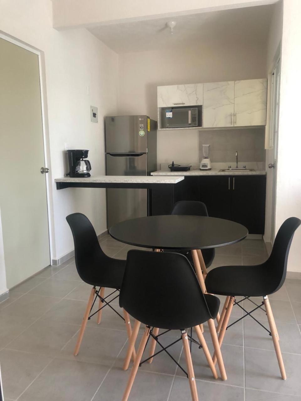 Apartamento Familiar Con Alberca En ปลายาเดลการ์เมน ภายนอก รูปภาพ